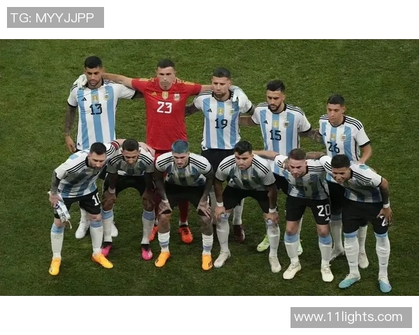 曾与足球巨星共度甜蜜时光的明星们揭秘爱情故事