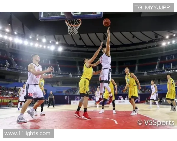 武汉网球队在大师赛中的耐力展现与战术分析