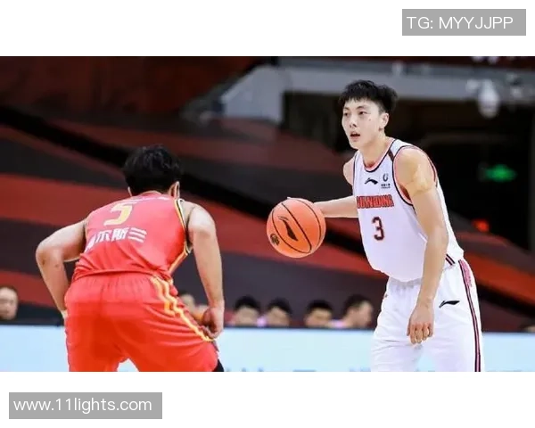 成都篮球队强势领跑锦标赛积分榜总分达63分展现夺冠实力 成都篮球队强势领跑锦标赛积分榜总分达63分展现夺冠实力