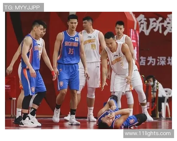 重庆篮球队配合问题引发热议球迷对战术执行与团队默契展开激烈讨论 重庆篮球队配合问题引发热议球迷对战术执行与团队默契展开激烈讨论